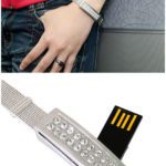 Bracelete USB com capacidade de armazenar 8GB
