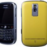 Edição limitada BlackBerry Bold Pantone 109 Yellow celebrando 100º aniversário da Selfridges & Co