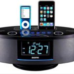 DMP-692 Dual Dock Music System da Sanyo: recarrega dois iPods ou um iPhone e um iPod simultaneamente