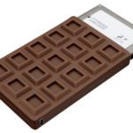 Case em formato de barra de chocolate para proteger o disco rígido