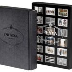 Livro “Prada” :  30 anos de inovações e experiências em moda, arte, arquitetura…