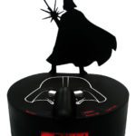 Despertador do Darth Vader com projeção de sombra