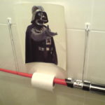 Suporte do Star Wars Lightsaber para papel higiênico