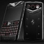 Smartphone Vertu Constellation Quest Ferrari