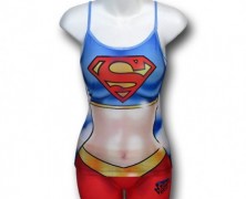 Pijamas de heroínas: Mulher Maravilha, Batgirl, Supergirl e Mulher Gato