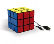 Alto-falante USB em formato de cubo mágico