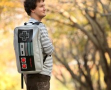 Mochila no formato do controler da Nintendo