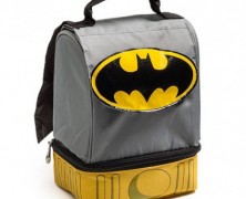 Lancheira do Batman com capa