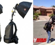 Mochila com flash incorporado