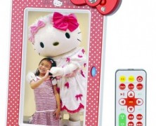 Porta-retrato digital da Hello Kitty
