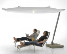Guarda-sol Kosmos da Extremis com design de Dirk Wynants