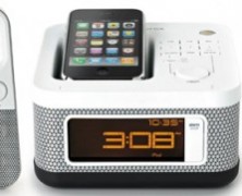 Sistema de som para iPod :Tagalong Boombox, PartyCube CD Sound System, PartyCube Sound System , Clock Radio Mini Alarm, PurePlay Portable Speaker e Clock Radio Dual Alarm da Memorex