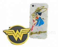 Edição limitada dos cases para iPhone do Batman, Super Homem, Mulher Maravilha e Lanterna Verde